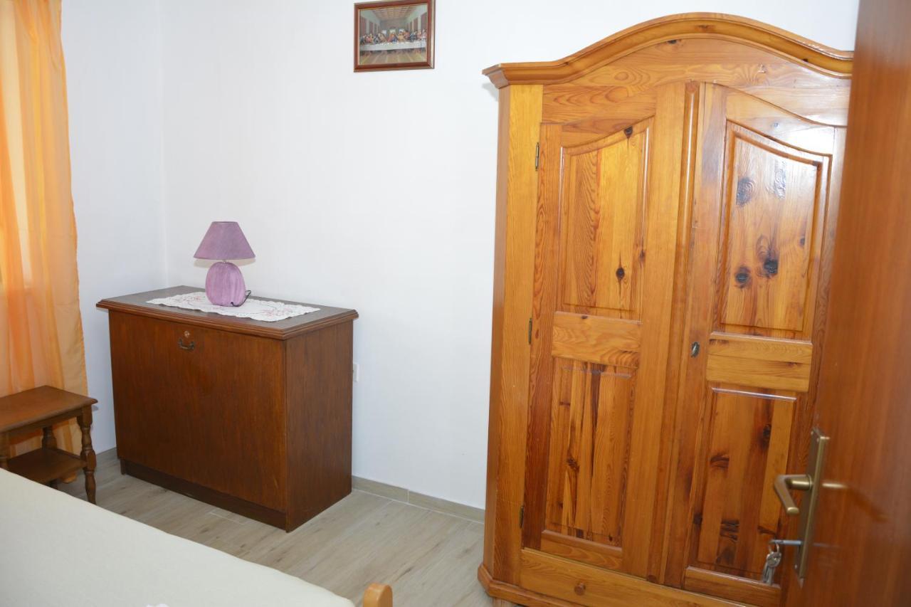 Apartment Ivana Senj  Bagian luar foto
