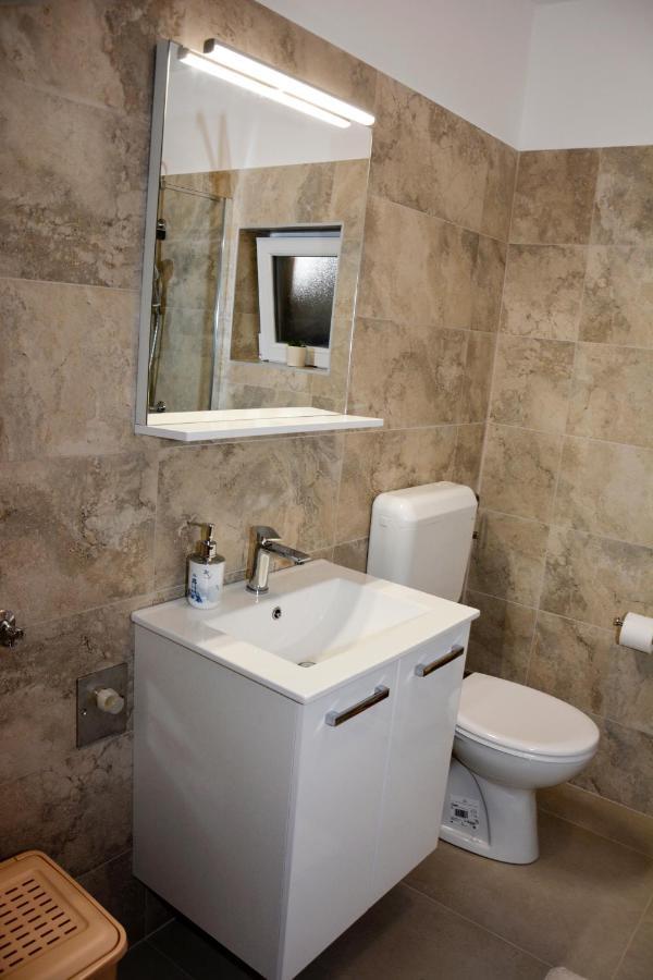Apartment Ivana Senj  Bagian luar foto